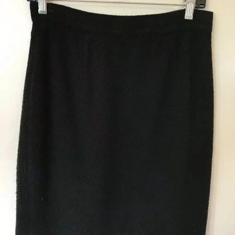 Women Above the Knee Fully Lined Black Mini Skirt Size Small